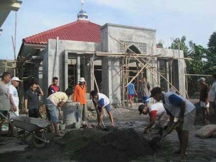 Pembangunan Mushola untuk Santri dan Anak Panti